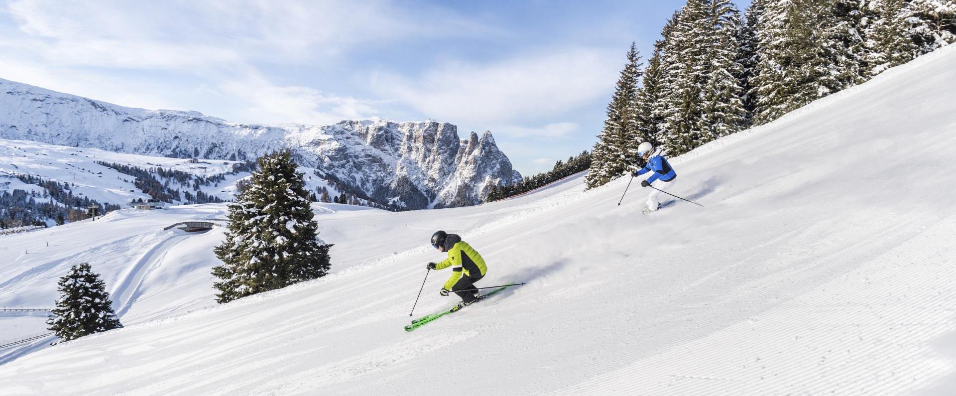 Skiing holiday on the Seiser Alm with panoramic view of the Dolomites
