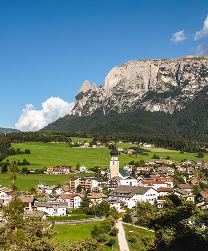 Culinary delights at the foot of the Schlern mountain, symbol of the Dolomites