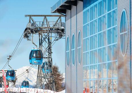 Umlaufbahn Seiser Alm mit Blick auf den Schlern