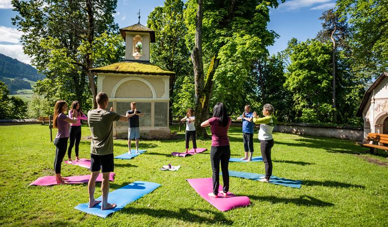 Yoga sul Colle a Castelrotto con prima colazione di fitness
