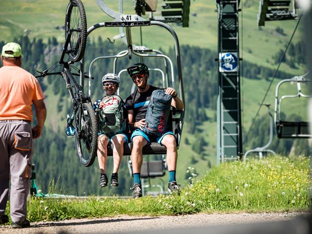 Sommeraufstiegsanlagen Seiser Alm mit Bike Transport - Bike Südtirol