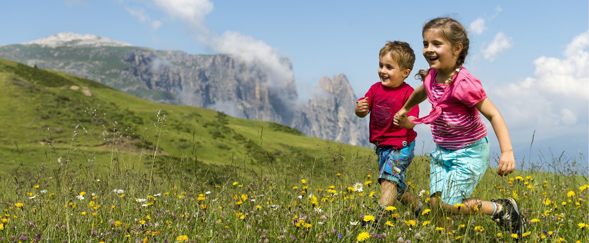 Escursioni con bambini sull'Alpe di Siusi in Alto Adige