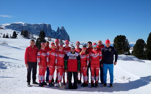 La squadra russa di sci di fondo si allena sull'Alpe di Siusi