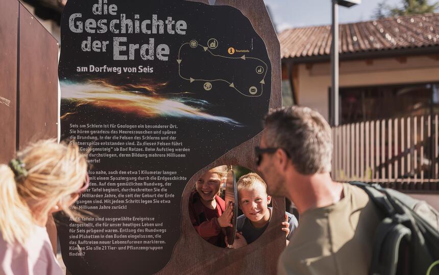 Village trail of Seis