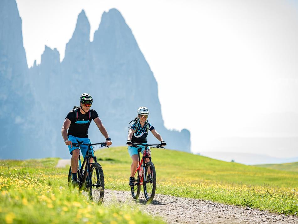 Bike holiday in the Dolomites - Seiser Alm