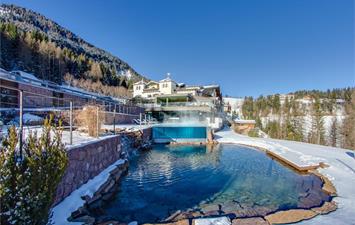 Hotel Albion ****S Mountain Spa Resort