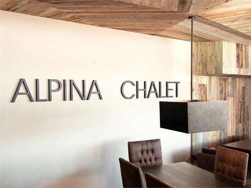 Alpina Chalet Restaurant (1867m)